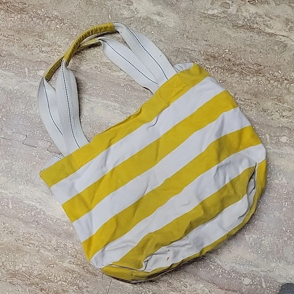 DISNEY CANVAS BAG 18x10x6 - Picture 5 of 6
